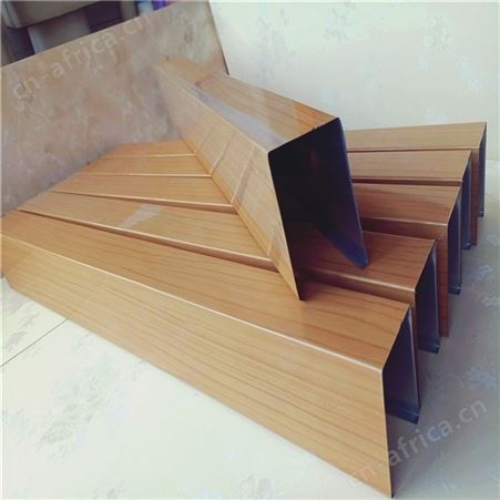 40*50铝方通吊顶材料 金橡木绿方通天花 商场吊顶铝方通