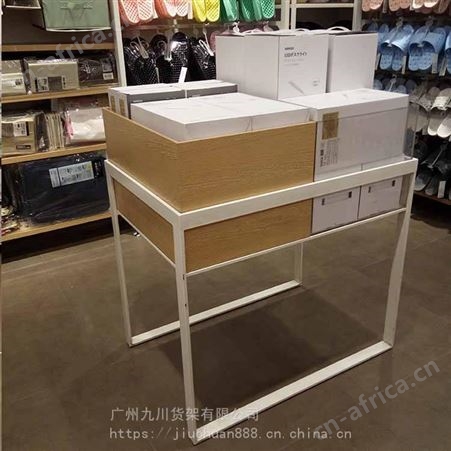诺米货架和名创优品货架有区别