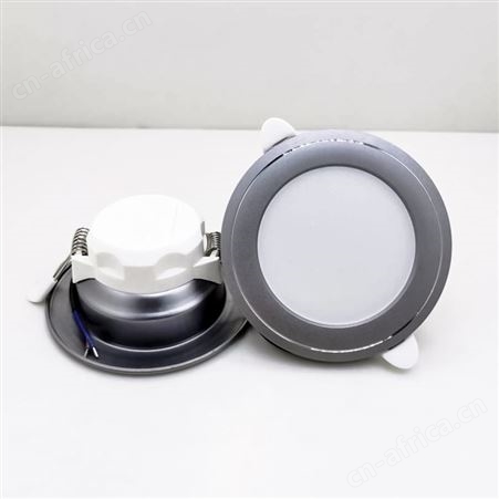 盖香云LBXG-小公牛系列-白加银LED变光筒灯-5W