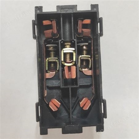 盖香云电工开关插座五孔插座G2系列