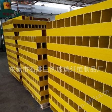 十五年老玻璃钢厂家生产主营100mm玻璃钢标示桩方通 FRP矩形方管