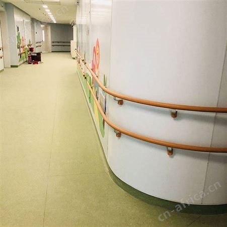 贵阳日本进口走廊树脂扶手圆形靠墙木纹带灯扶手