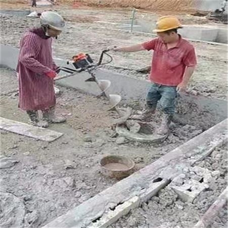 管桩芯掏土机清桩孔施工设备   清理桩孔底部的沉渣快捷