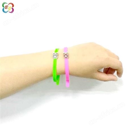 硅胶手环创意腰带型硅胶手腕带手链饰品