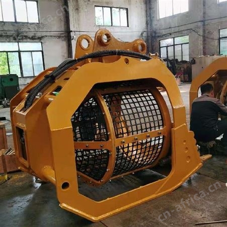 筛网孔可根据物料大小选择的液压旋转筛 金耀定制挖机土壤筛分斗