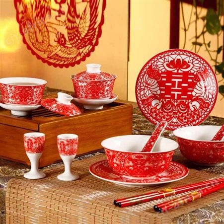 碗碟果盘陶瓷套装 酒店餐厅精美瓷器餐具定制 结婚礼品装简约定做 骨瓷装饰餐具