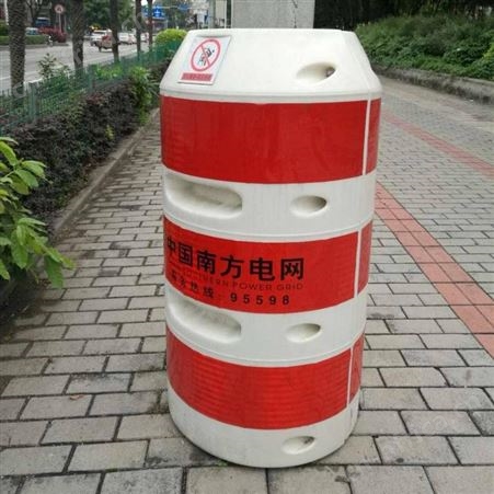 防撞桶 滚塑防撞桶批发 注塑防撞桶 规格全大量现货