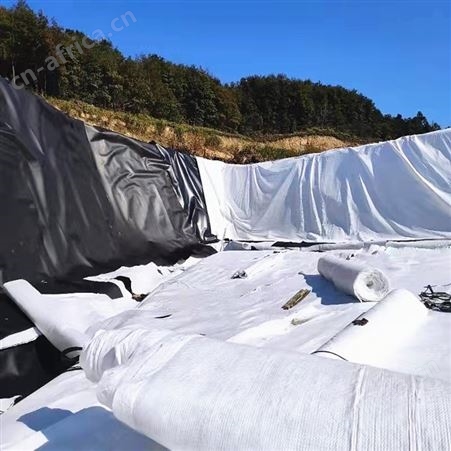 沼气池黑膜1.5厚 垃圾场防渗土工膜 抗氧化寿命长
