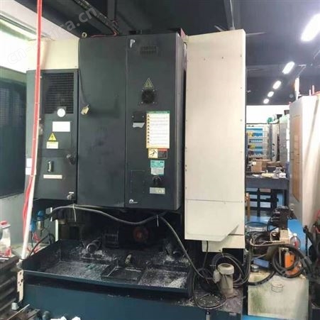 岀售日本OKK五轴加工中心二手数控加工中心VP400