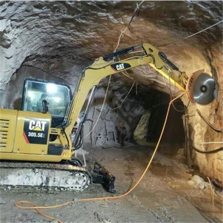 湖北武汉挖掘机改装圆盘锯 液压岩石锯 鲁巨山专业品质