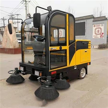 雾炮抑尘扫地车 驾驶式小型道路扫地车车 电动路面多功能扫地车
