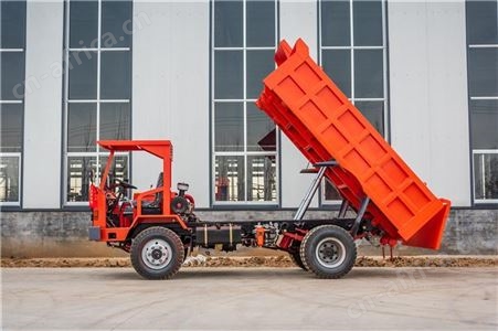 移动矿用四轮运渣车 座驾式大型运料车 涡轮增压