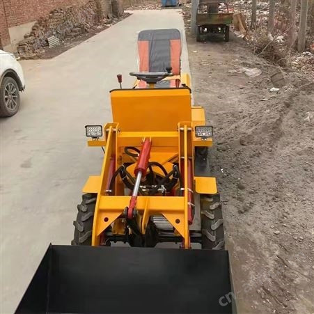 电动四驱 轮胎式移动小型装载机  农用新能源小铲车