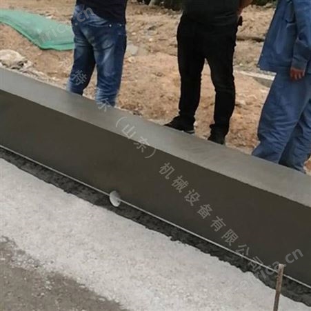 现货公路路缘石滑模机科特威尔机械 生产小型路牙石滑模机加工定制