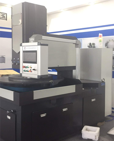 立式平面磨机结构特征